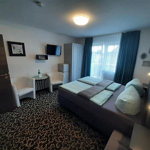 Zimmer mit Queensize-Bett